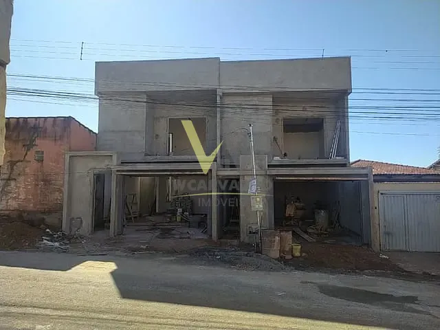 Casa com 360m² 4 quartos e 3 banheiros, à venda, no bairro Alvorada em Anápolis