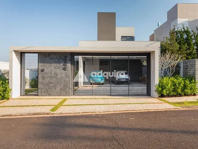 Casa com 495m² 4 quartos e 6 banheiros, à venda, no bairro Estrela em Ponta Grossa
