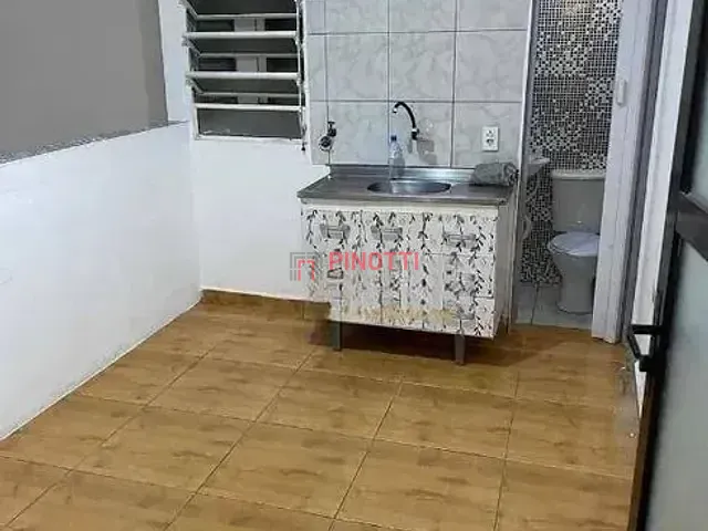 Casa 2 quartos e 2 banheiros, à venda, no bairro Jardim Calux em São Bernardo do Campo