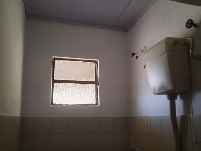 Foto do Casa - Casa com 1 dormitório para alugar, 145 m² por R$ 600,00/mês - Núcleo Habitacional Silvério Cartafina - Uberaba/MG | ZUCATO IMOBILIARIA LTDA