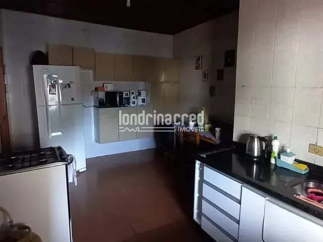 Casa à venda, no bairro Marumbi em Londrina