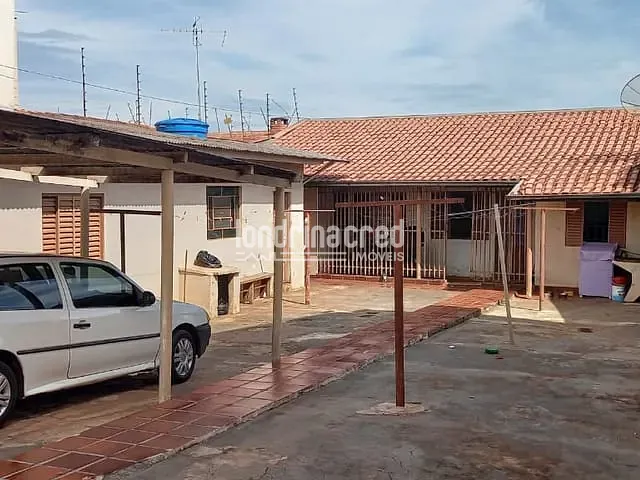 Casa à venda, no bairro Marumbi em Londrina