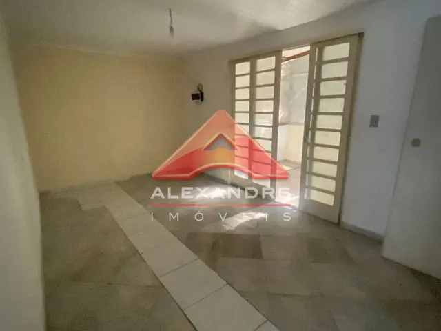 Casa com 10m² 5 quartos e 5 banheiros, à venda, no bairro Jardim Nova Detroit em São José Dos Campos