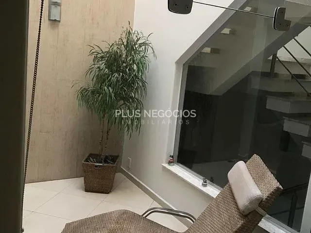 Casa com 300m², à venda, no bairro Granja Olga I em Sorocaba