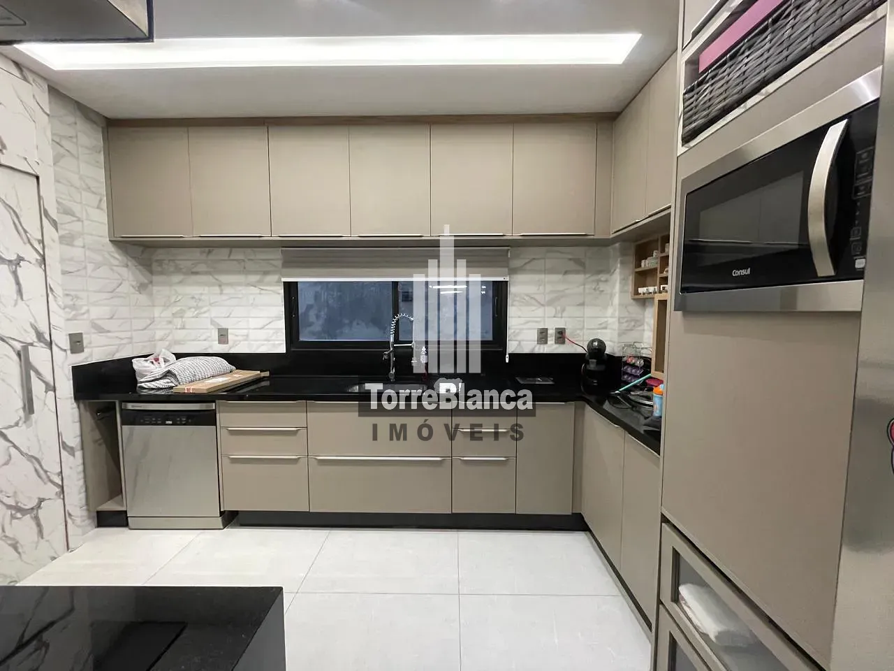 Casa, 4 quartos, 265 m² - Foto 12