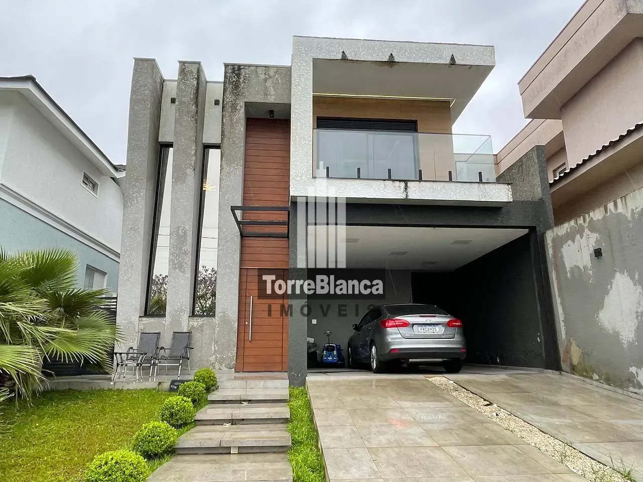 Casa, 4 quartos, 265 m² - Foto 1