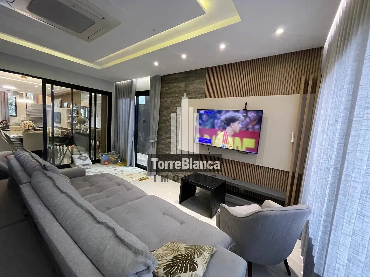 Casa, 4 quartos, 265 m² - Foto 6