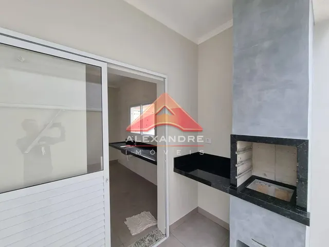 Casa com 10m² 2 quartos e 2 banheiros, à venda, no bairro Loteamento Portal Santa Inês em São José Dos Campos