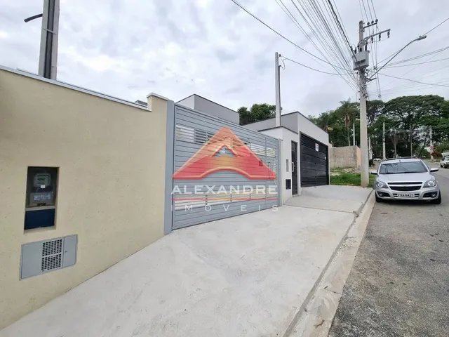 Casa com 10m² 2 quartos e 2 banheiros, à venda, no bairro Loteamento Portal Santa Inês em São José Dos Campos