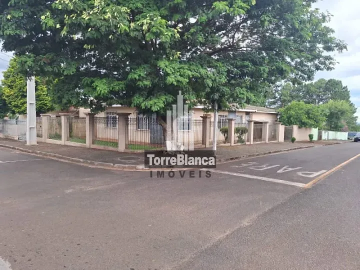 Casa, 4 quartos, 178 m² - Foto 2