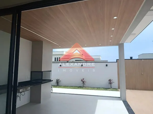 Casa com 10m² 3 quartos e 1 banheiro, à venda, no bairro Piedade em Caçapava