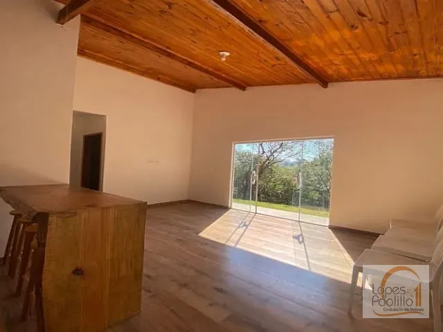 Casa com 728m² 2 quartos e 2 banheiros, à venda, no bairro San Fernando Valley em Atibaia