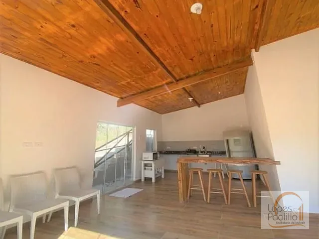 Casa com 728m² 2 quartos e 2 banheiros, à venda, no bairro San Fernando Valley em Atibaia