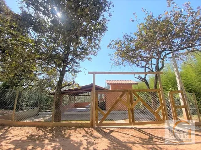 Casa com 728m² 2 quartos e 2 banheiros, à venda, no bairro San Fernando Valley em Atibaia