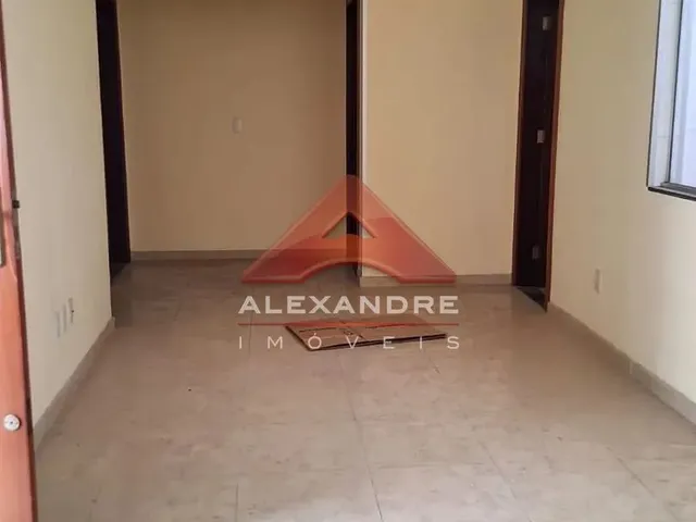 Casa com 10m² 3 quartos e 1 banheiro, para alugar, no bairro Jardim Ismênia em São José Dos Campos