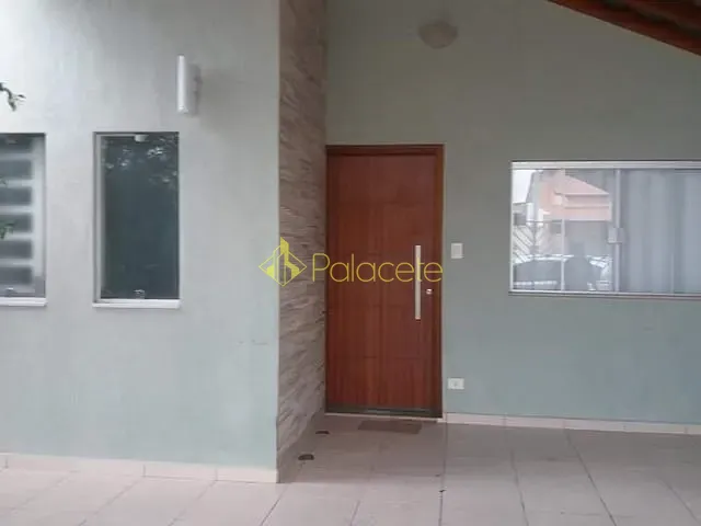 Casa com 200m² 3 quartos e 2 banheiros, à venda, no bairro Água Preta em Pindamonhangaba
