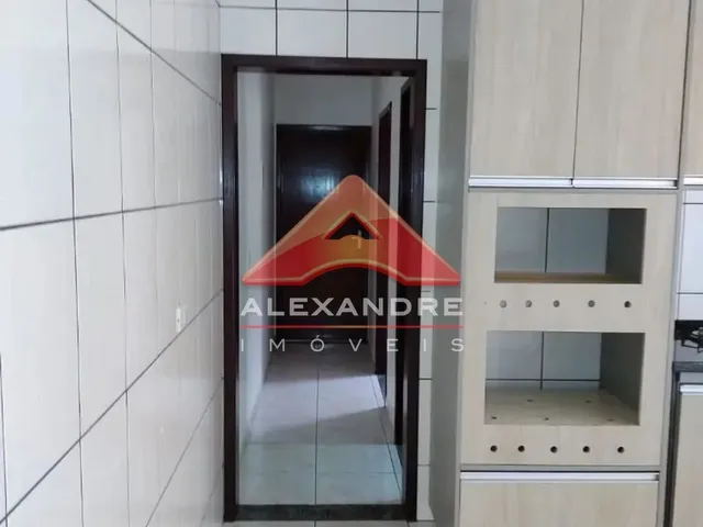 Casa com 10m² 4 quartos e 1 banheiro, à venda, no bairro Jardim Del Rey em São José Dos Campos