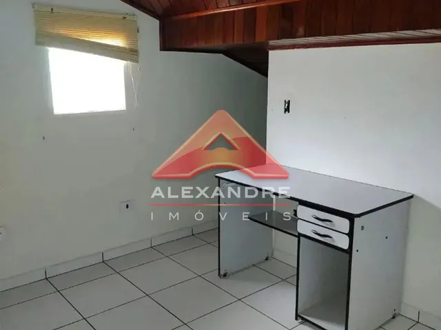 Casa com 10m² 4 quartos e 1 banheiro, à venda, no bairro Jardim Del Rey em São José Dos Campos