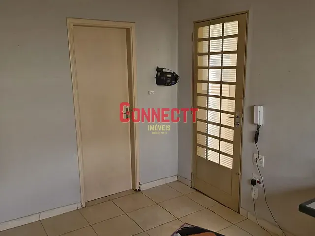 Casa com 263m², para alugar, no bairro Vila Seixas em Ribeirão Preto