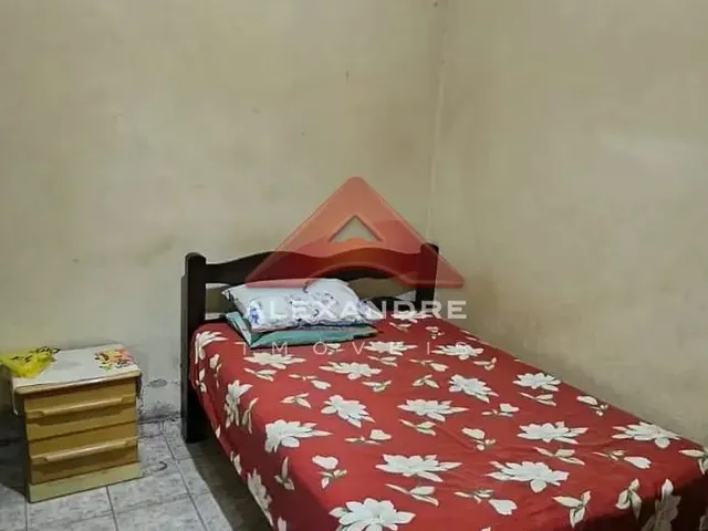 Casa com 10m² 2 quartos e 1 banheiro, à venda, no bairro Vila Ester em São José Dos Campos