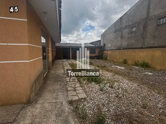 Casa com 390m² 2 quartos e 1 banheiro, à venda, no bairro Chapada em Ponta Grossa