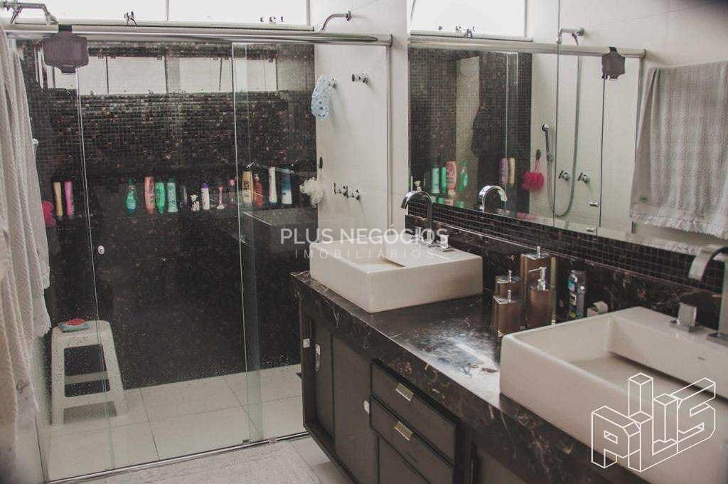 Casa à venda com 3 quartos, 265m² - Foto 18