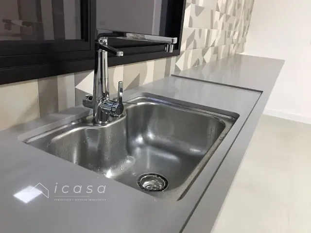 Casa com 250m² 3 quartos e 4 banheiros, à venda, no bairro Jardim Santa Maria em Jacareí