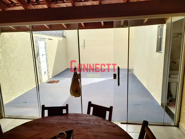 Casa com 250m² 3 quartos e 3 banheiros, à venda, no bairro Villas Mabel em Ribeirão Preto