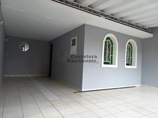 Casa com 175m² 2 quartos e 1 banheiro, à venda, no bairro Parque Itamarati em Jacareí