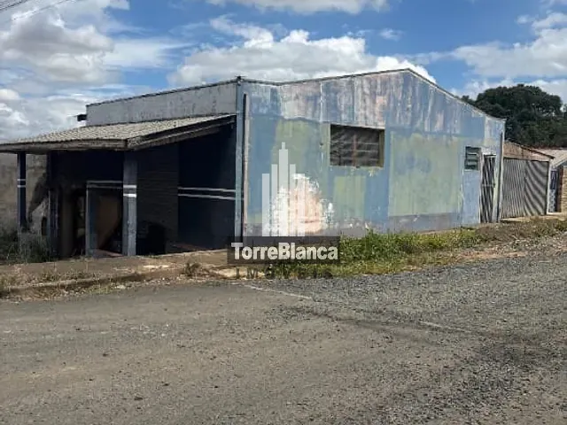 Casa com 255m², à venda, no bairro Chapada em Ponta Grossa