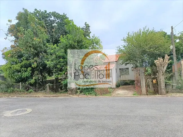 Casa com 405m² 4 quartos e 2 banheiros, à venda, no bairro Jardim América em Atibaia