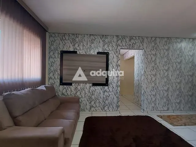 Casa com 300m² 3 quartos e 2 banheiros, à venda, no bairro Canaã - Contorno em Ponta Grossa