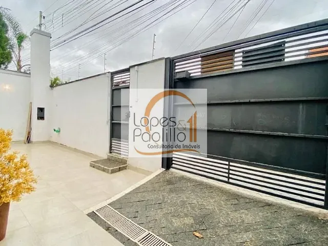 Casa com 350m² 3 quartos e 2 banheiros, à venda, no bairro Atibaia Jardim em Atibaia