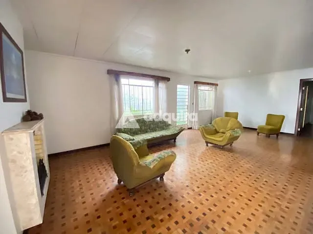 Sala com 391m², para alugar, no bairro Centro em Ponta Grossa