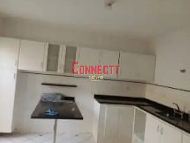 Casa com 400m² 4 quartos e 4 banheiros, à venda, no bairro Brodowski em Brodowski