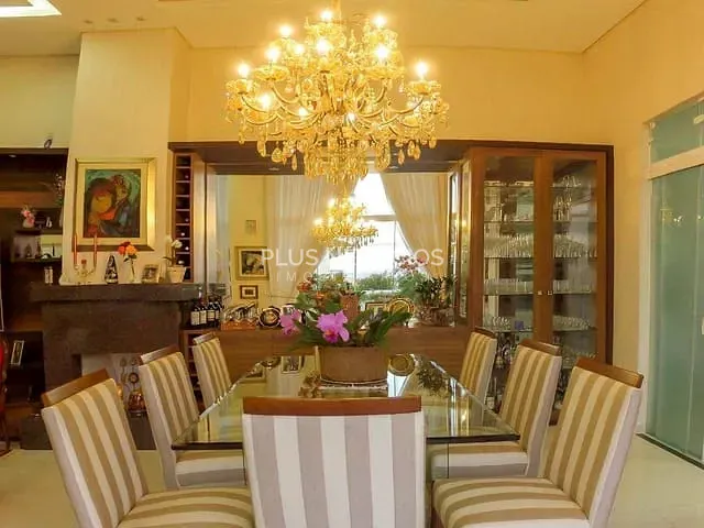 Casa com 866m² 5 quartos e 6 banheiros, à venda, no bairro Condomínio Village Ipanema em Araçoiaba da Serra