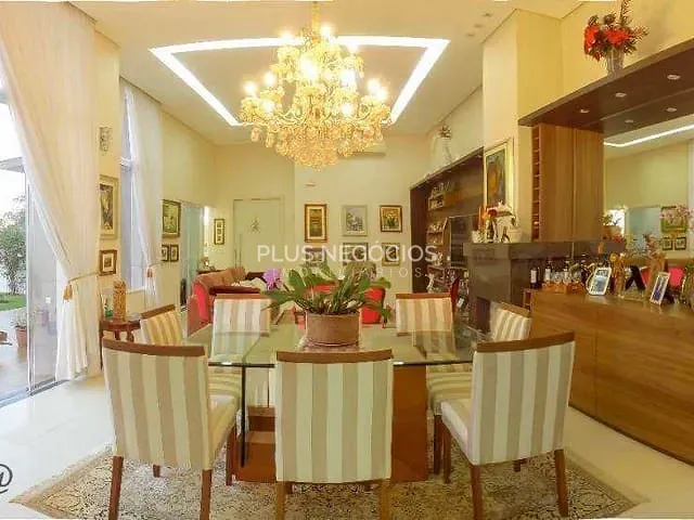 Casa com 866m² 5 quartos e 6 banheiros, à venda, no bairro Condomínio Village Ipanema em Araçoiaba da Serra