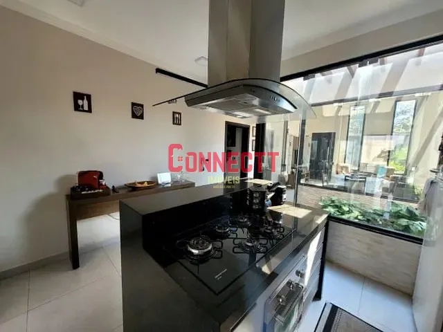 Casa com 360m² 3 quartos e 5 banheiros, à venda ou para alugar, no bairro Ribeirânia em Ribeirão Preto