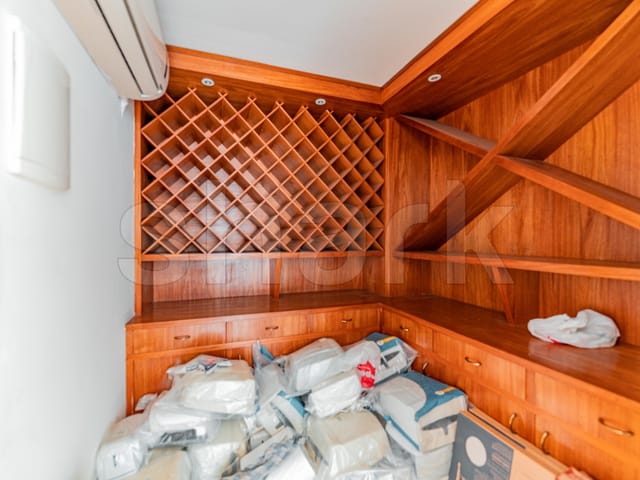 Casa com 2000m² 5 quartos e 7 banheiros, à venda, no bairro Alphaville Residencial Dois em Barueri