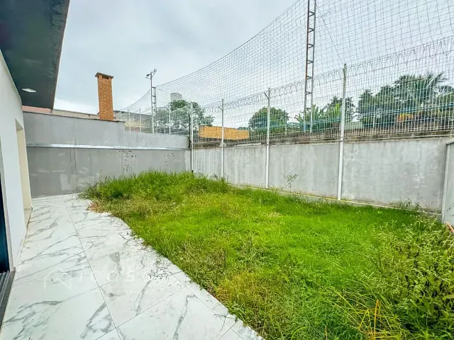 Casa com 290m² 3 quartos e 2 banheiros, à venda, no bairro Parque Residencial Maria Elmira em Caçapava