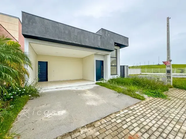 Casa com 290m² 3 quartos e 2 banheiros, à venda, no bairro Parque Residencial Maria Elmira em Caçapava