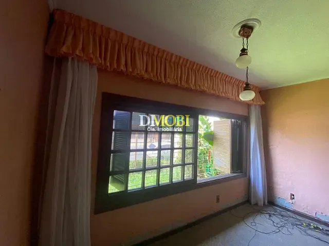 Casa com 330m² 3 quartos e 2 banheiros, para alugar, no bairro Dom Feliciano em Gravataí