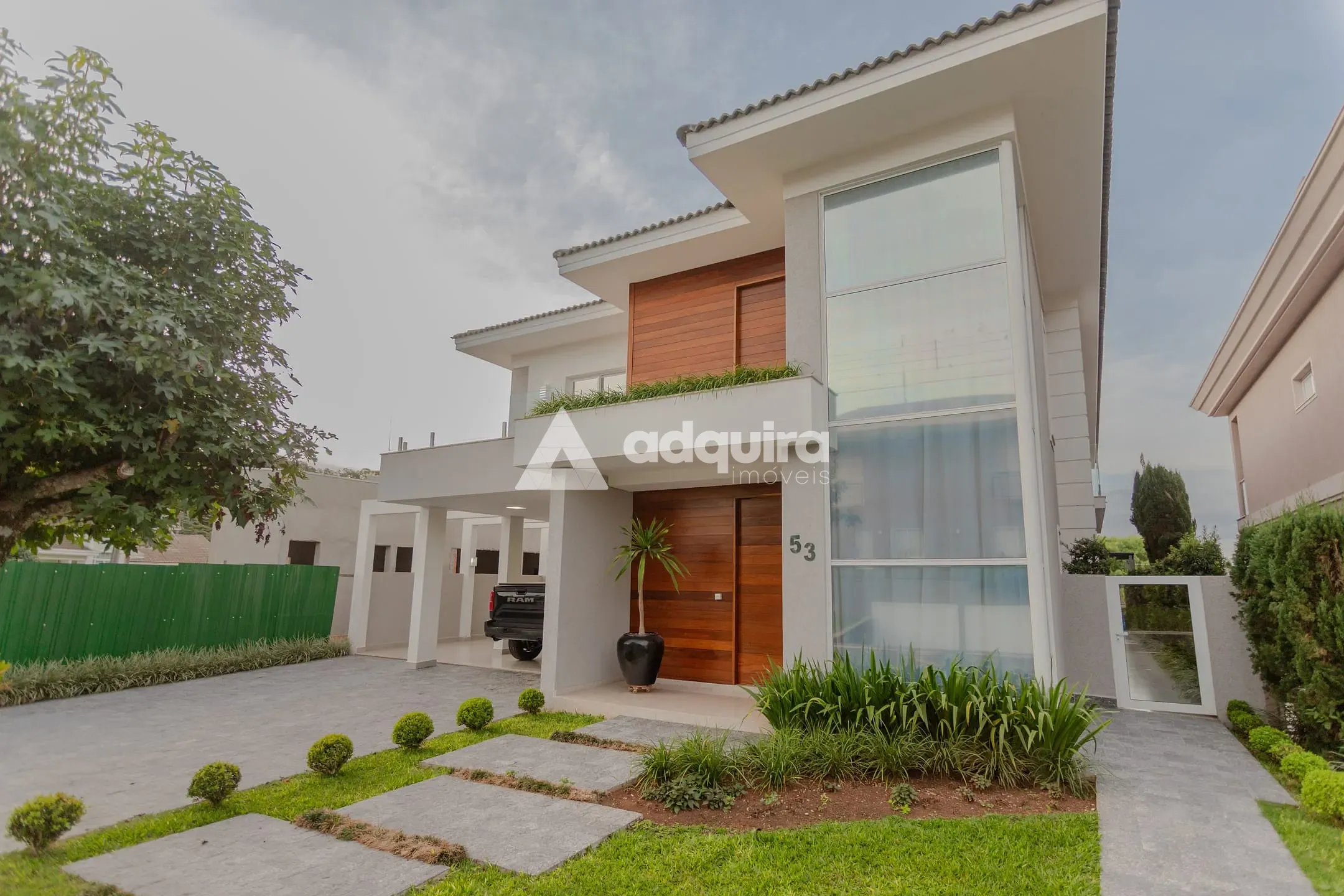 Casa, 3 quartos, 418 m² - Foto 1