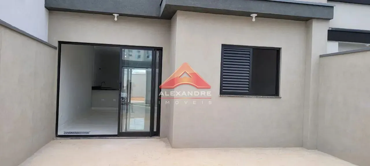 Casa, 3 quartos, 79 m² - Foto 1