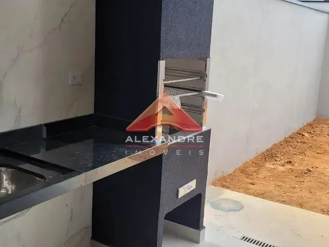 Casa com 150m² 3 quartos e 2 banheiros, à venda, no bairro Loteamento Portal Santa Inês em São José Dos Campos