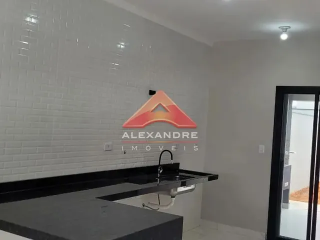 Casa com 150m² 3 quartos e 2 banheiros, à venda, no bairro Loteamento Portal Santa Inês em São José Dos Campos