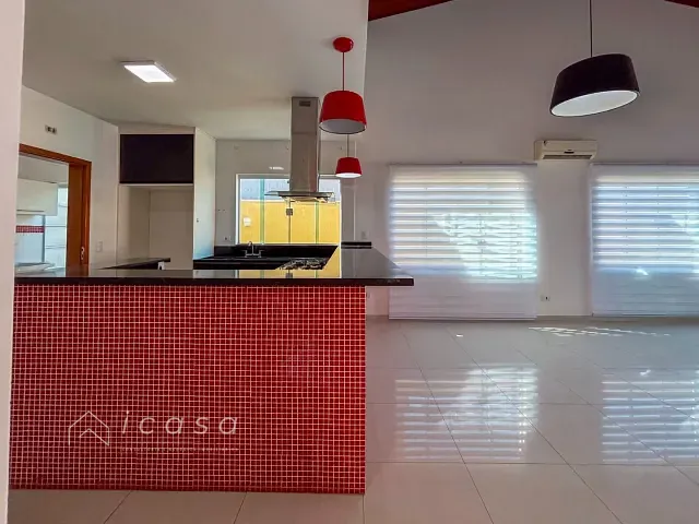 Casa com 300m² 3 quartos e 1 banheiro, à venda, no bairro Condomínio Terras do Vale em Caçapava