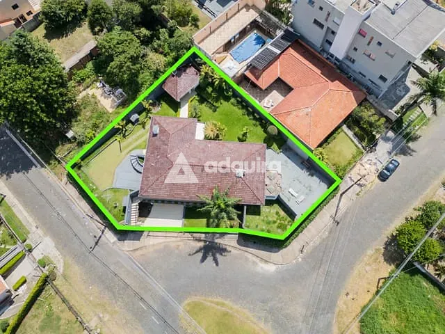 Casa com 1291m², à venda, no bairro Jardim Carvalho em Ponta Grossa