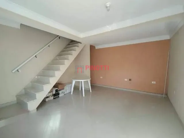 Casa 2 quartos e 1 banheiro, à venda, no bairro Jardim Santo Ignácio em São Bernardo do Campo