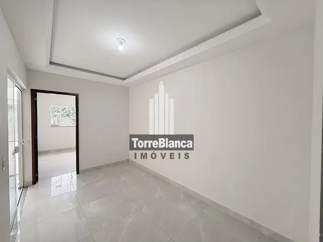 Casa com 112m² 3 quartos e 2 banheiros, à venda, no bairro Cará-Cará em Ponta Grossa